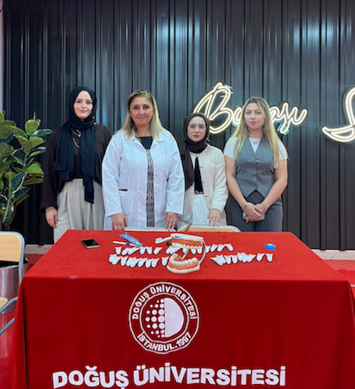 Doğuş Üniversitesi’nde Ağız ve Diş Sağlığı Haftası Kapsamında Farkındalık Etkinliği Düzenlendi